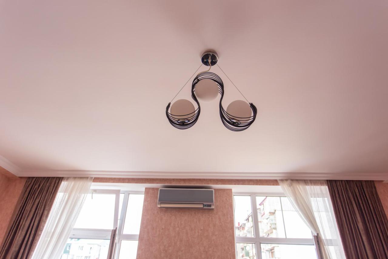 Apartments In The Historical Center Of Batumi, Near The Seaside Park المظهر الخارجي الصورة