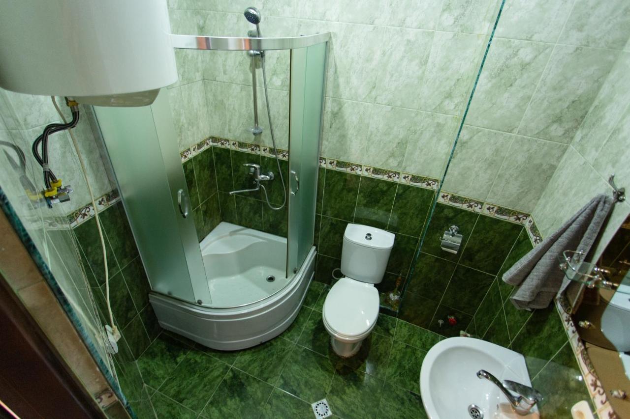 Apartments In The Historical Center Of Batumi, Near The Seaside Park المظهر الخارجي الصورة
