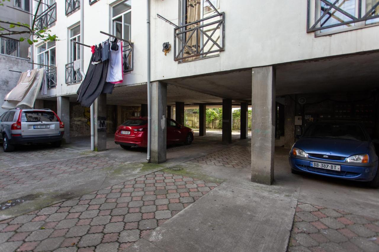 Apartments In The Historical Center Of Batumi, Near The Seaside Park المظهر الخارجي الصورة